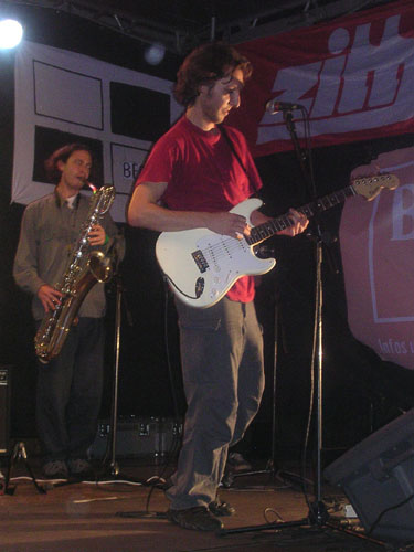 Chico Trujillo Cumbia & M&uacute;sica Fiestera aus Chile