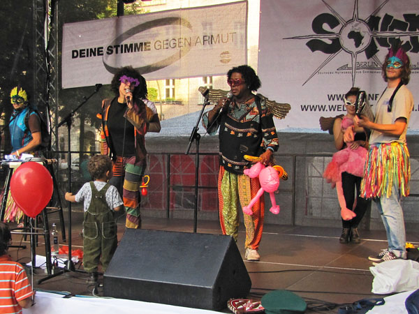 Weltfest am Boxhagener Platz 2013 - Metissia auf der Weltfest Bühne