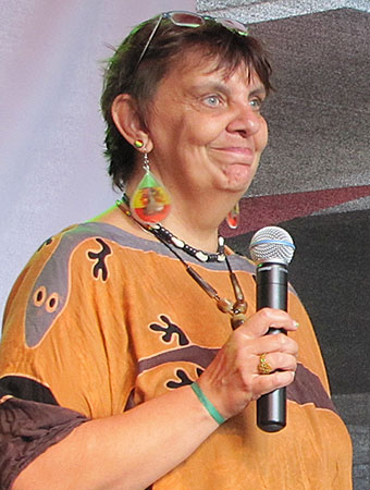 Weltfest am Boxhagener Platz 2013 - Brigitta Bremme auf der Weltfest Bühne